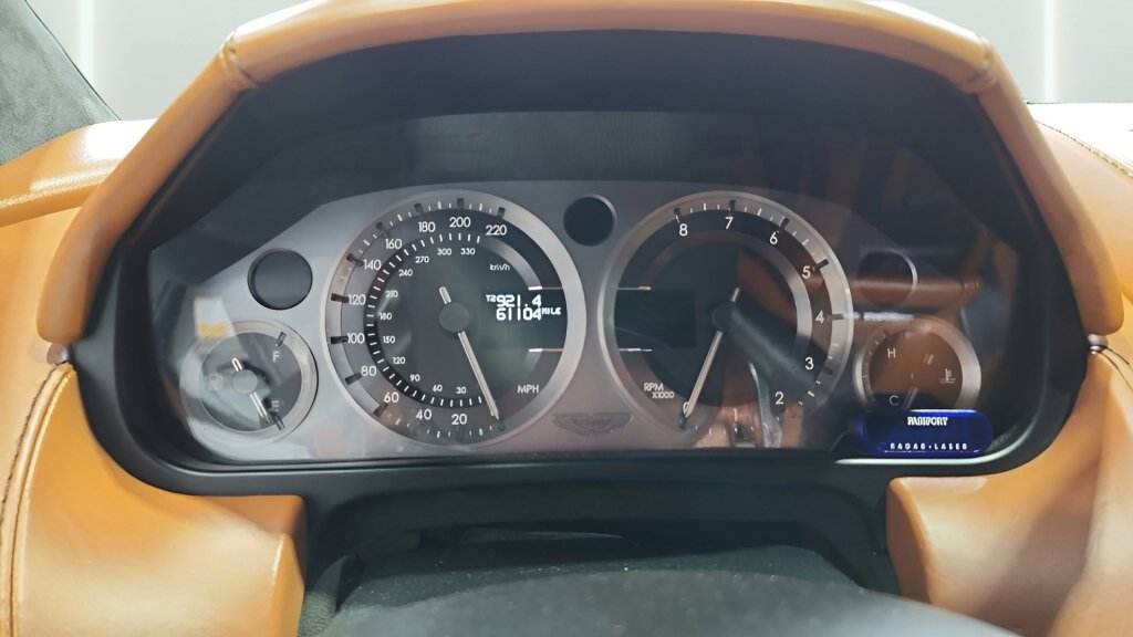 Used 2008 Aston Martin V8 Vantage Roadster image 21