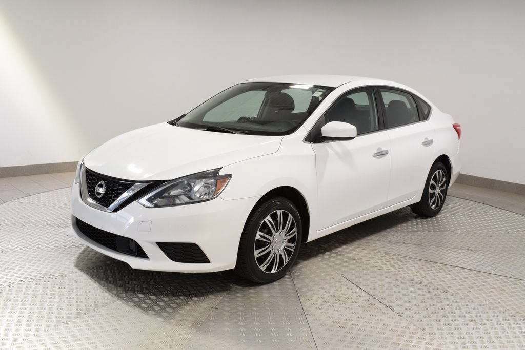 Used 2018 Nissan Sentra S FWD image 3