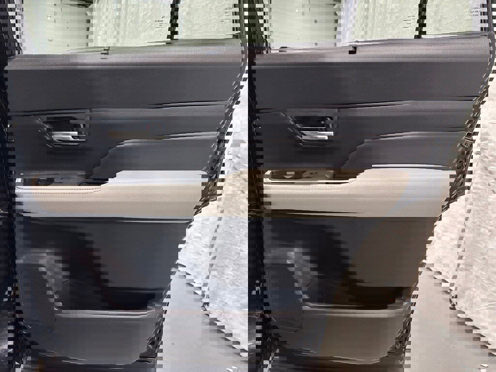 Used 2025 Toyota Grand Highlander AWD image 56