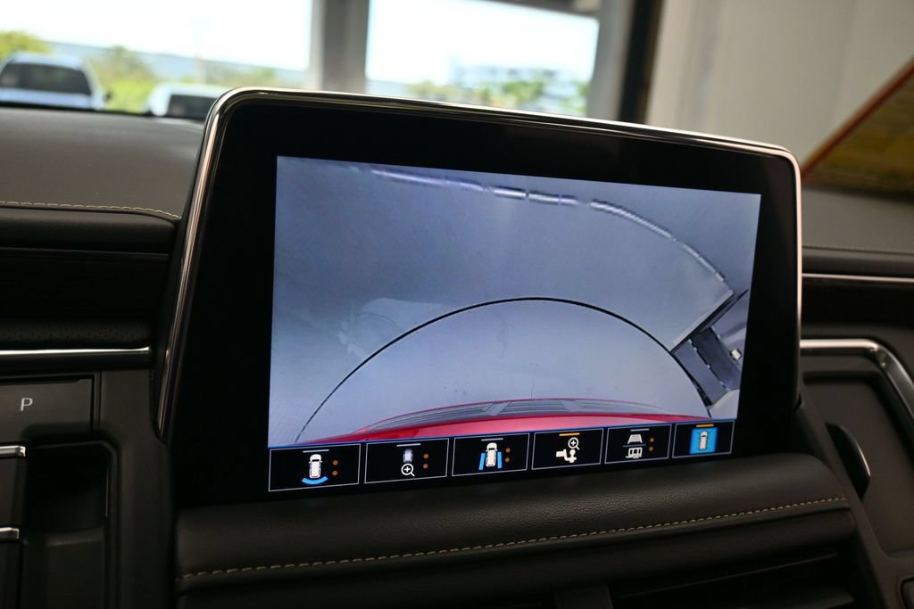 Used 2021 Chevrolet Tahoe Premier w/ Premium Package RWD image 30