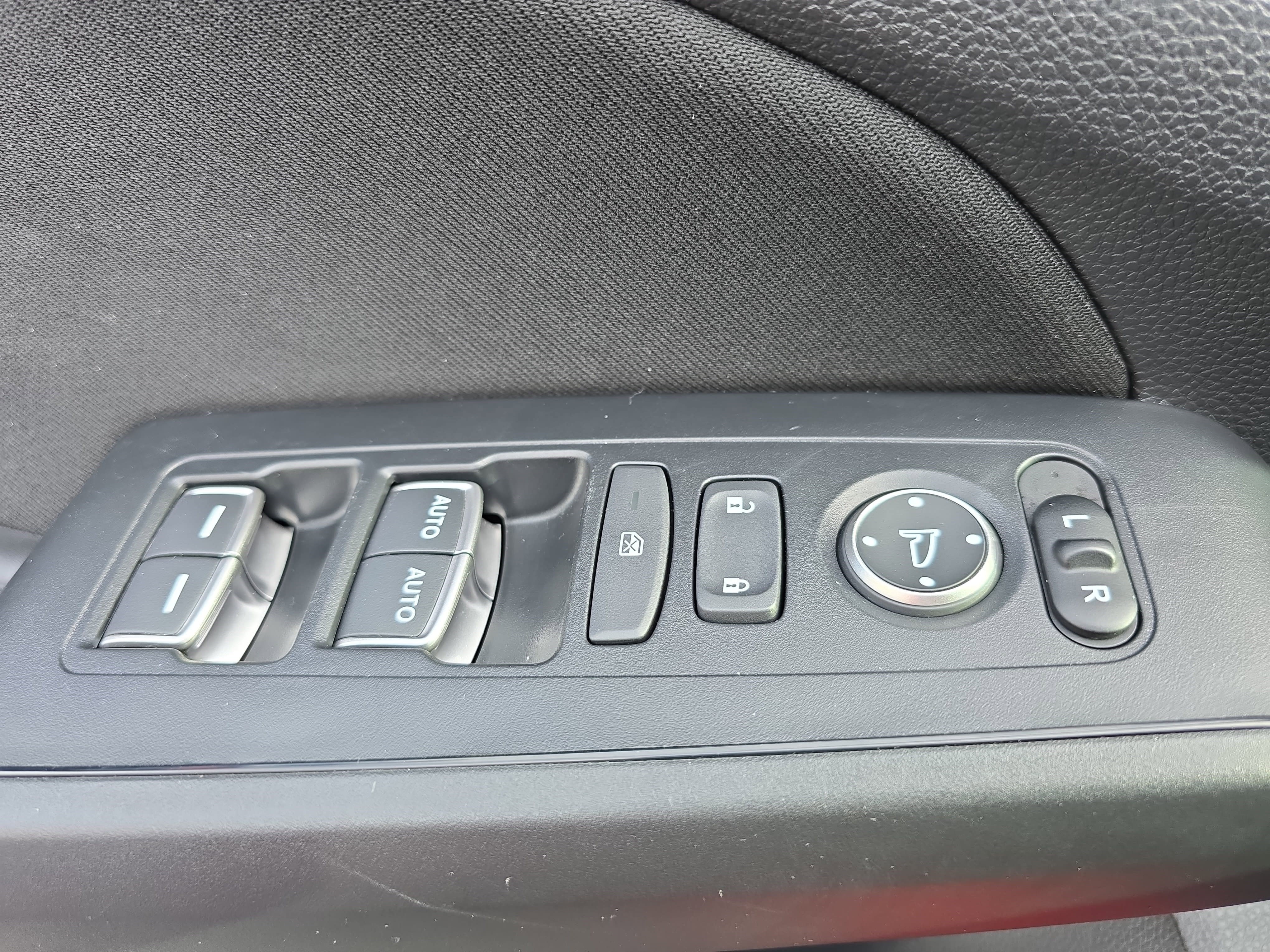 Used 2023 Honda Civic Sport image 27