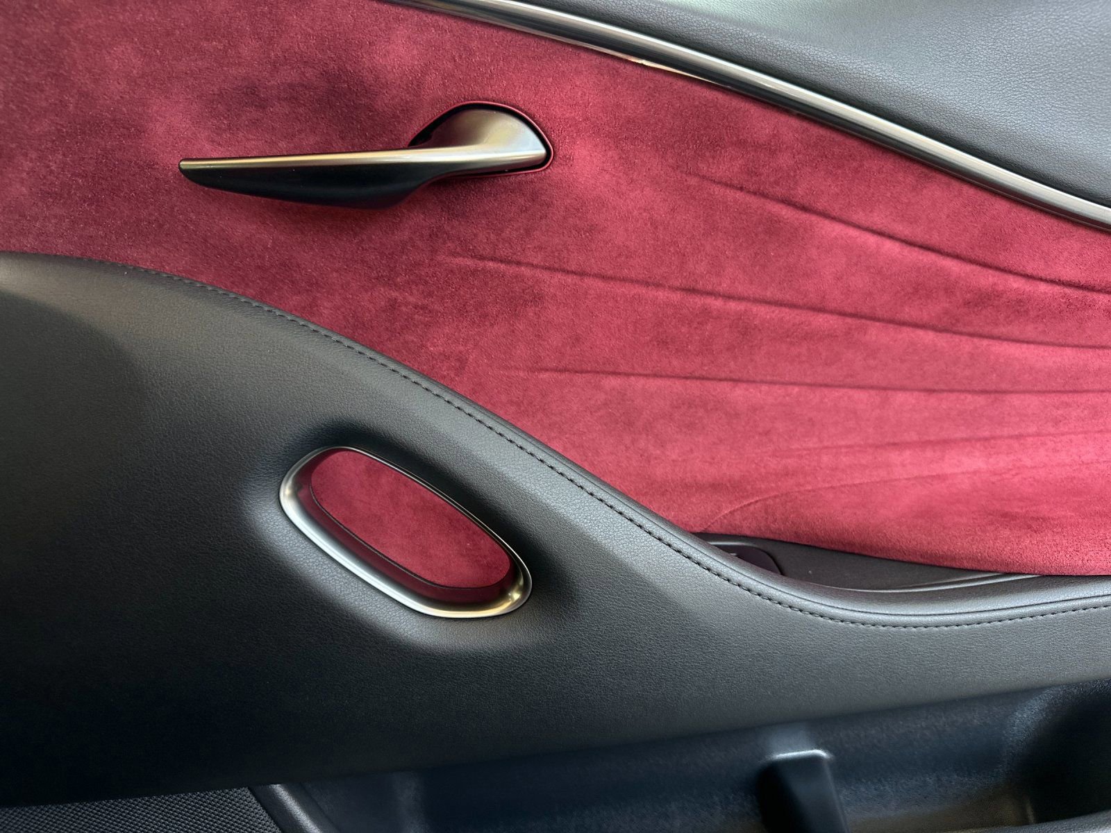 Used 2019 Lexus LC 500 Coupe w/ Performance Package RWD image 18