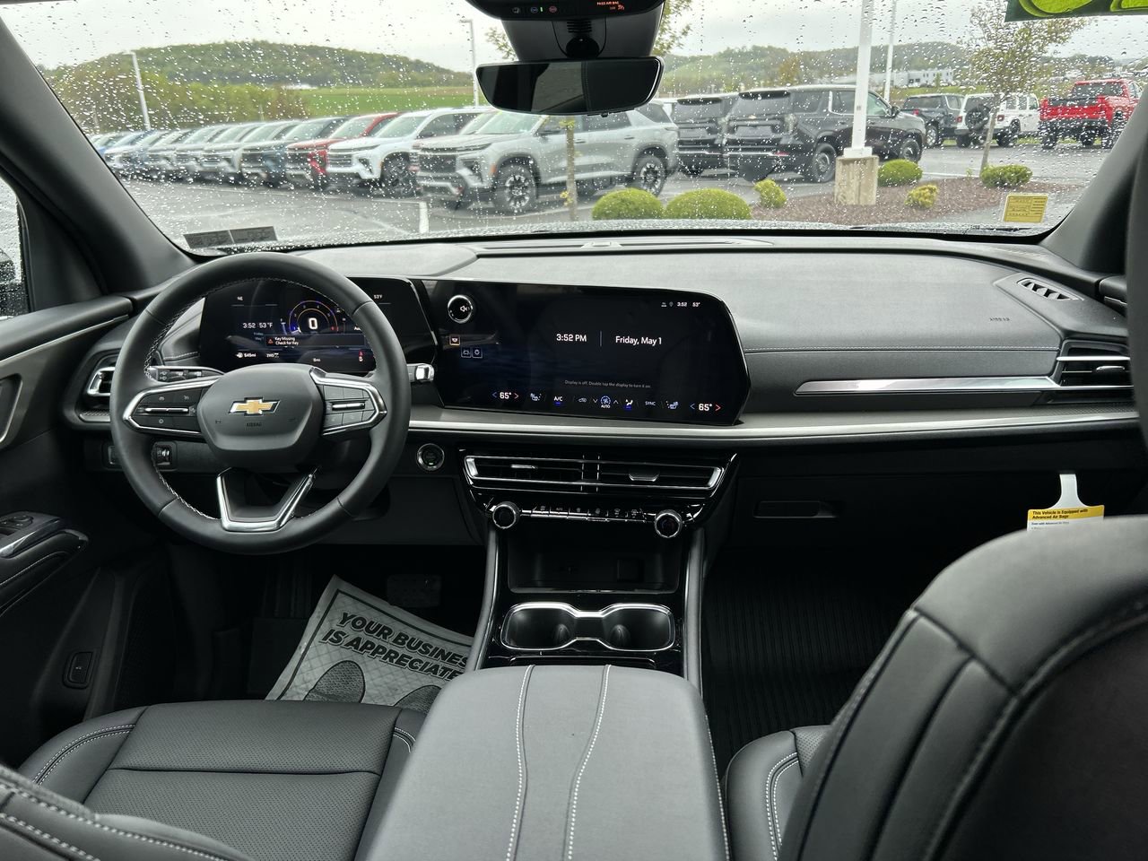 New 2026 Chevrolet Traverse LT w/ Sun and Wheel Package AWD/4WD image 16