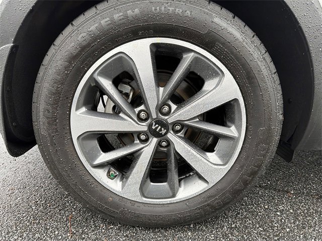 Used 2019 Kia Sorento EX image 17