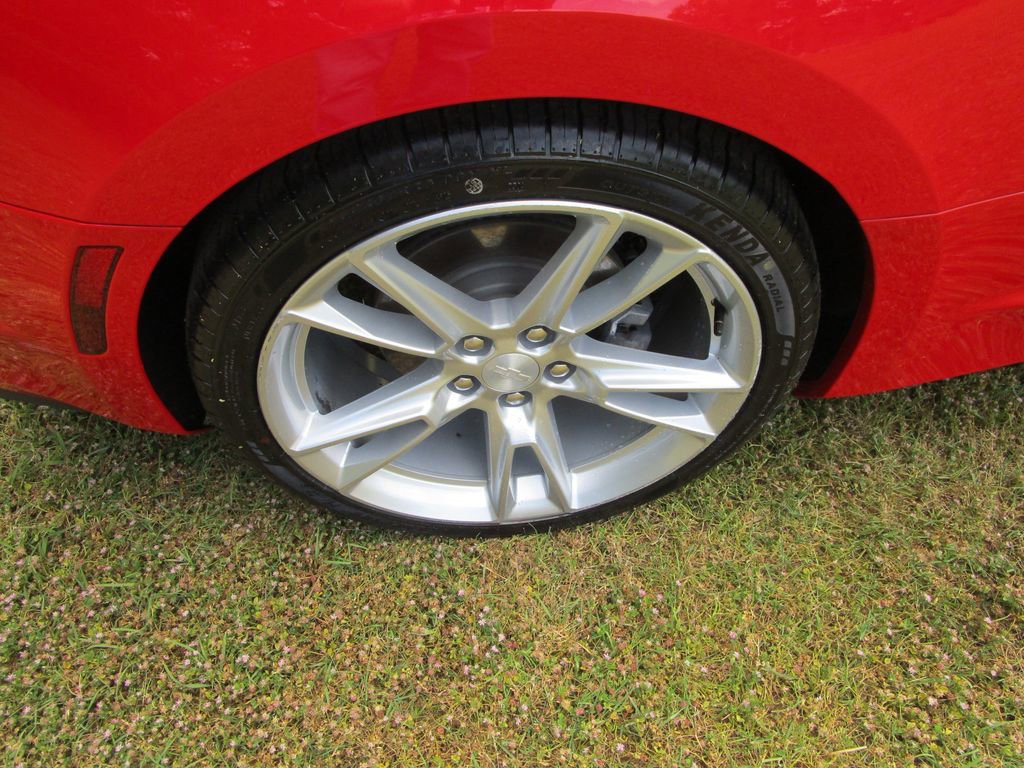 Used 2022 Chevrolet Camaro LT w/ RS Package RWD image 14