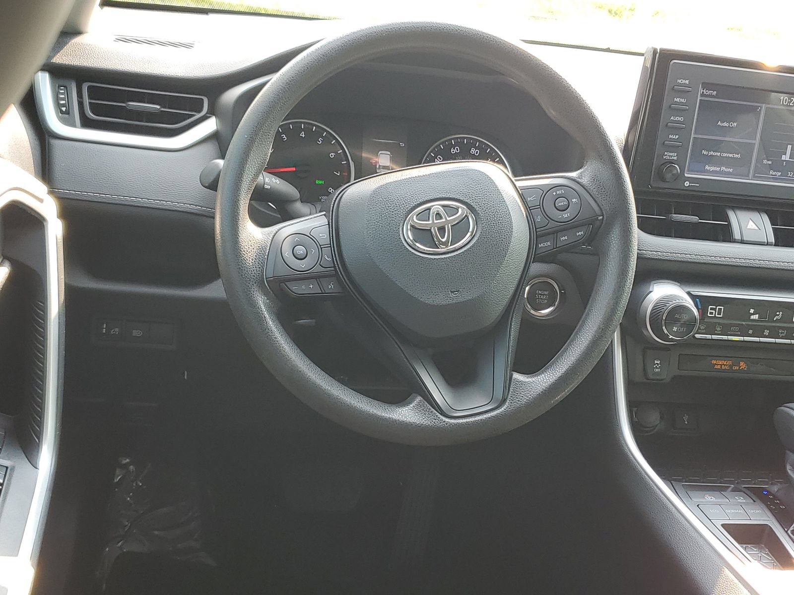 Certified 2021 Toyota RAV4 XLE FWD image 12