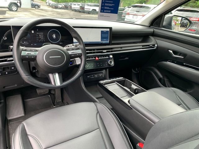 Used 2025 Hyundai Tucson Limited AWD/4WD image 19