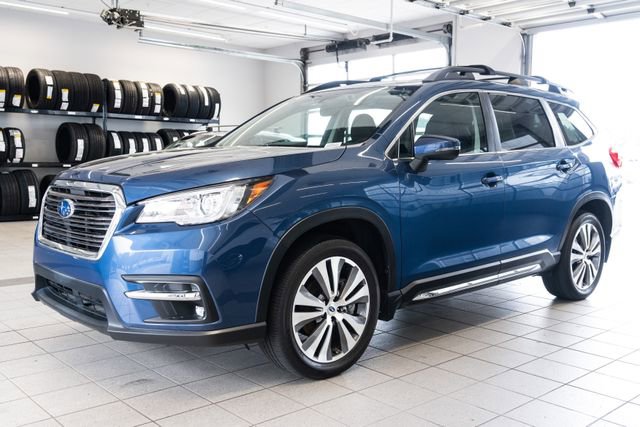 Used 2022 Subaru Ascent Limited w/ Technology Package AWD/4WD image 3