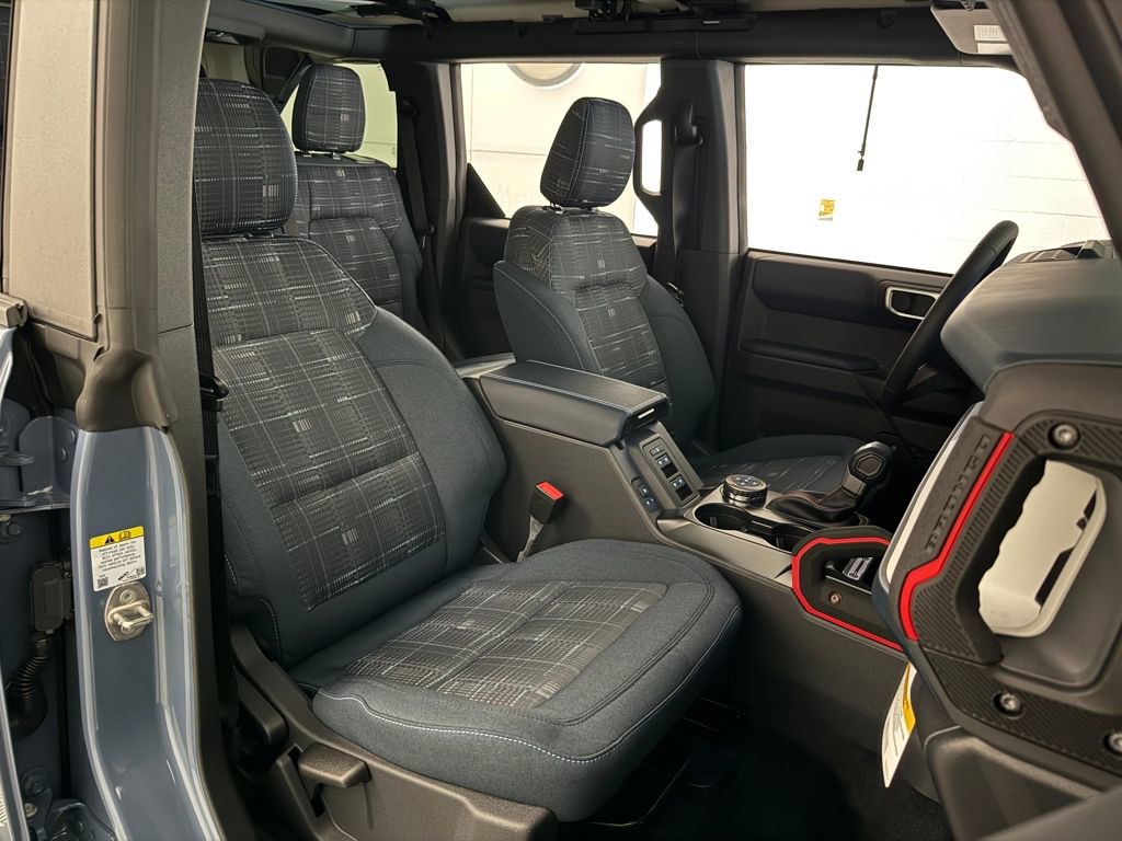 New 2025 Ford Bronco Heritage Edition image 26