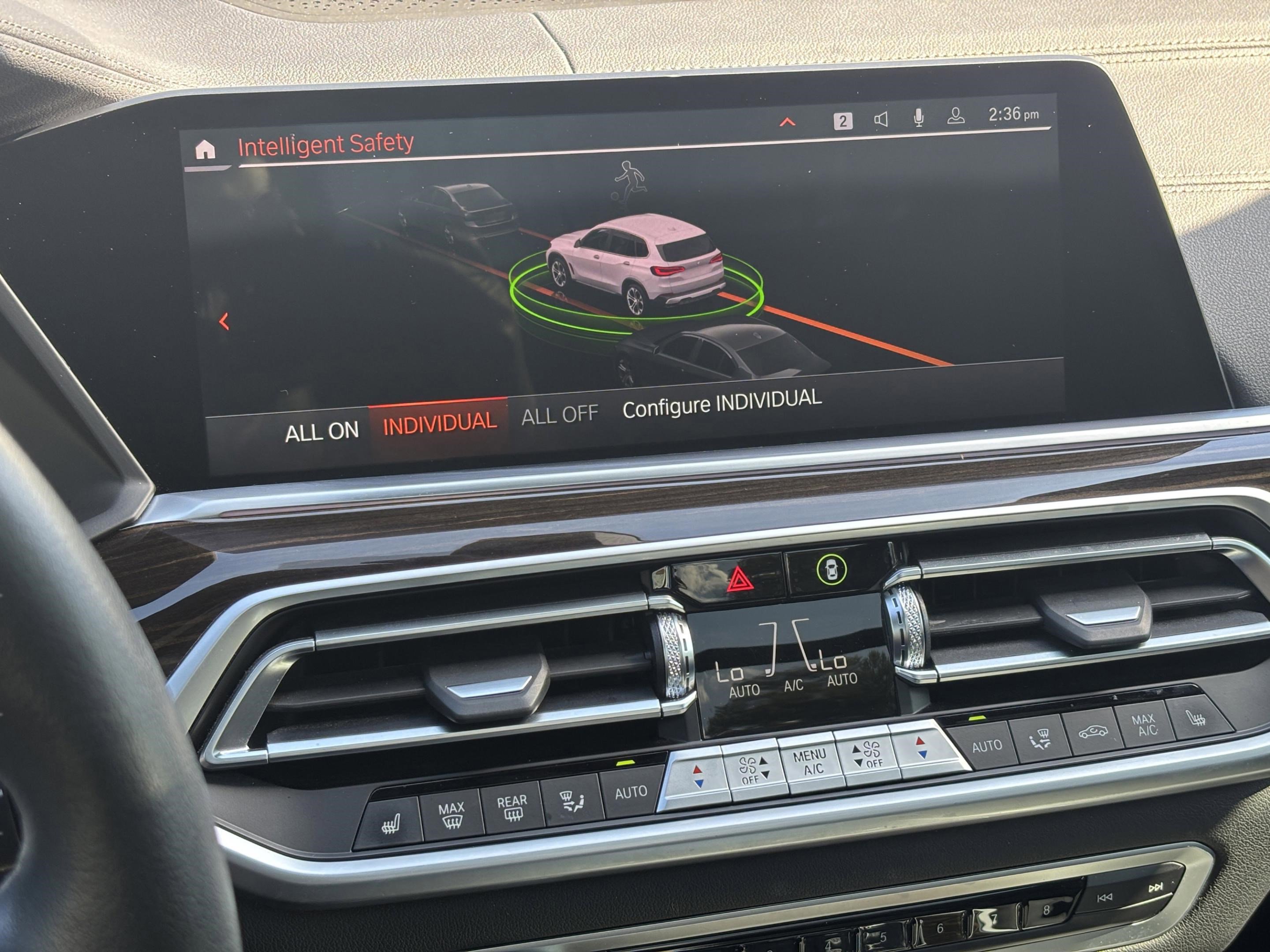 Certified 2023 BMW X5 xDrive40i w/ Premium Package AWD/4WD image 13