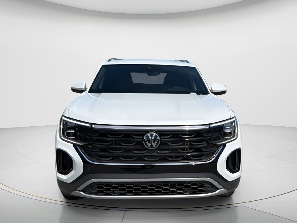 New 2026 Volkswagen Atlas Cross Sport SE FWD image 2
