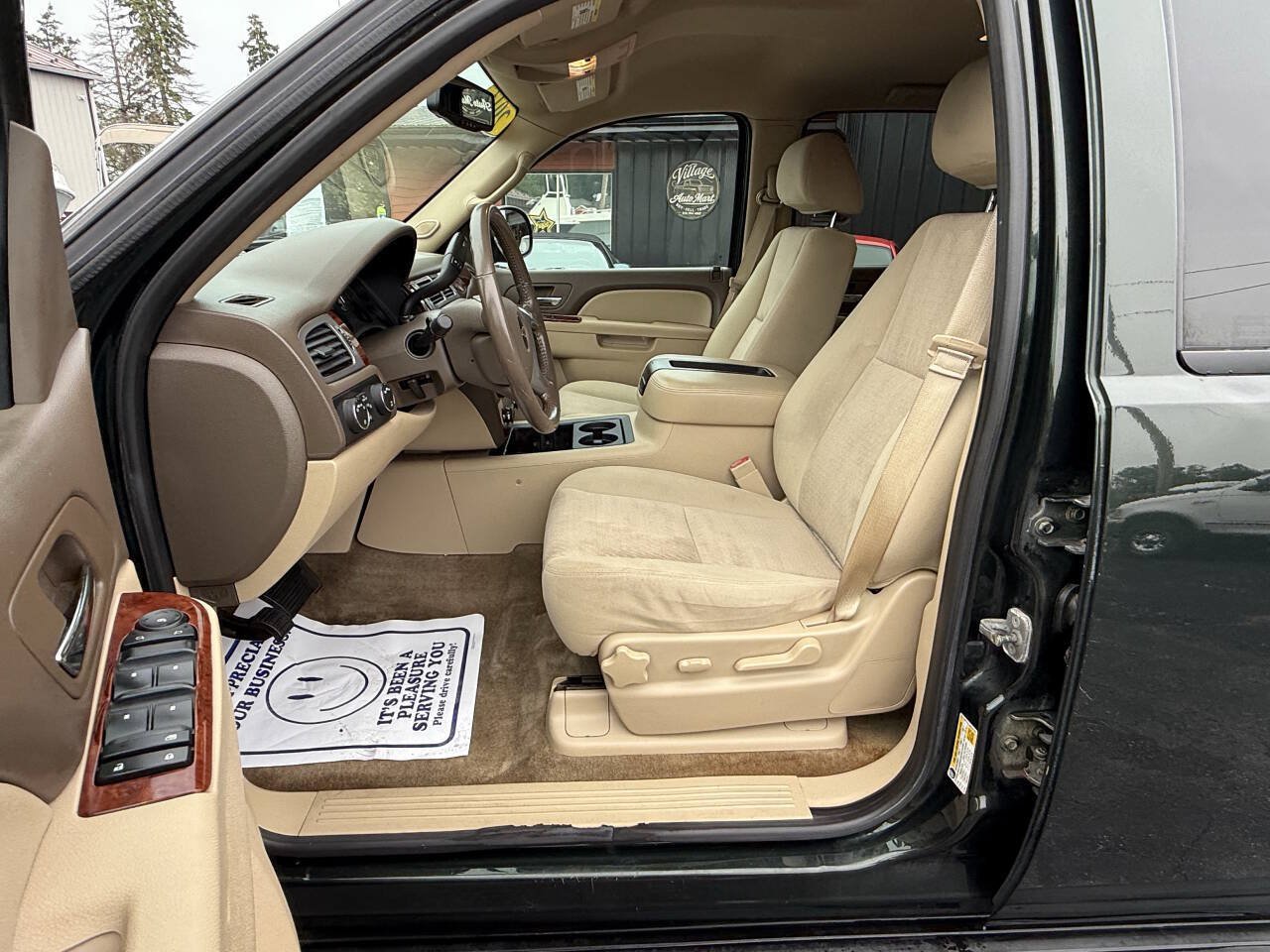 Used 2013 Chevrolet Avalanche LS AWD/4WD image 10