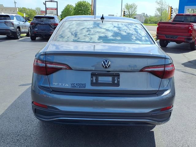 Used 2023 Volkswagen Jetta Sport image 18