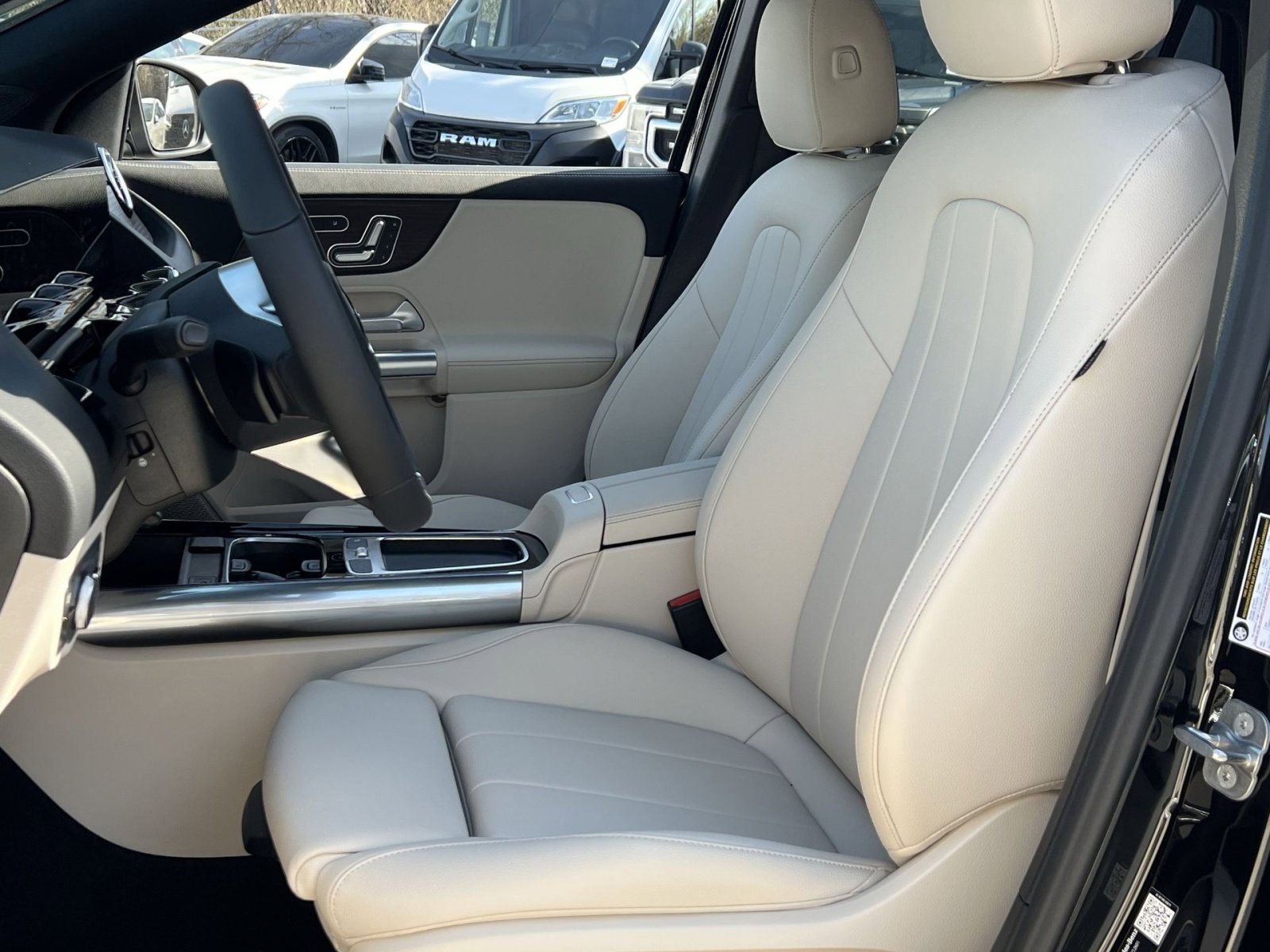 New 2026 Mercedes-Benz GLA 250 4MATIC image 11