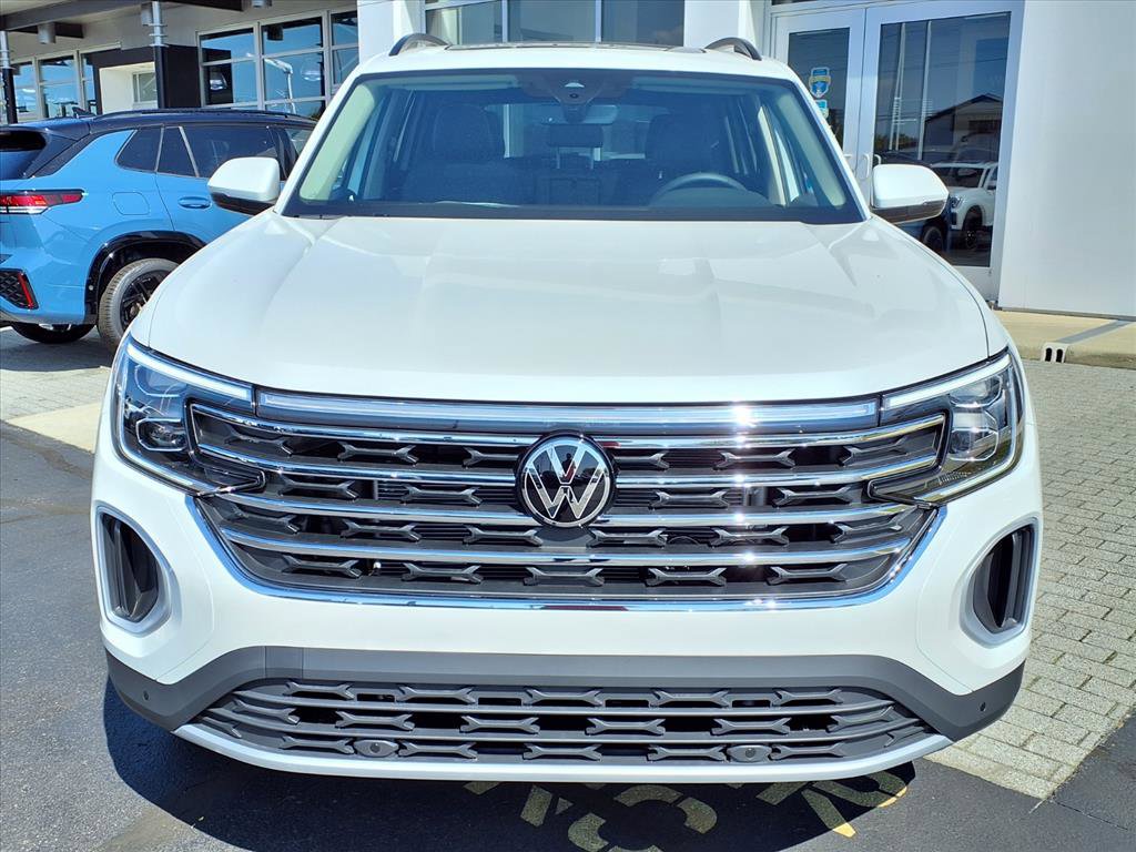 New 2026 Volkswagen Atlas SE image 2