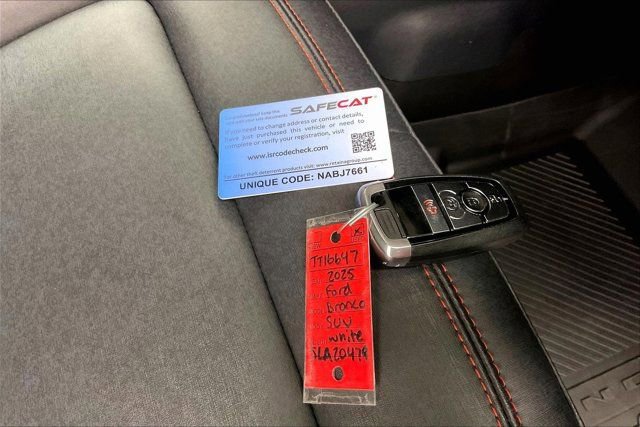Used 2025 Ford Bronco Stroppe Edition image 11