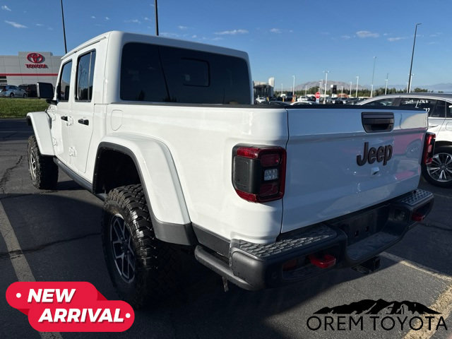 Used 2025 Jeep Gladiator Rubicon AWD/4WD image 18