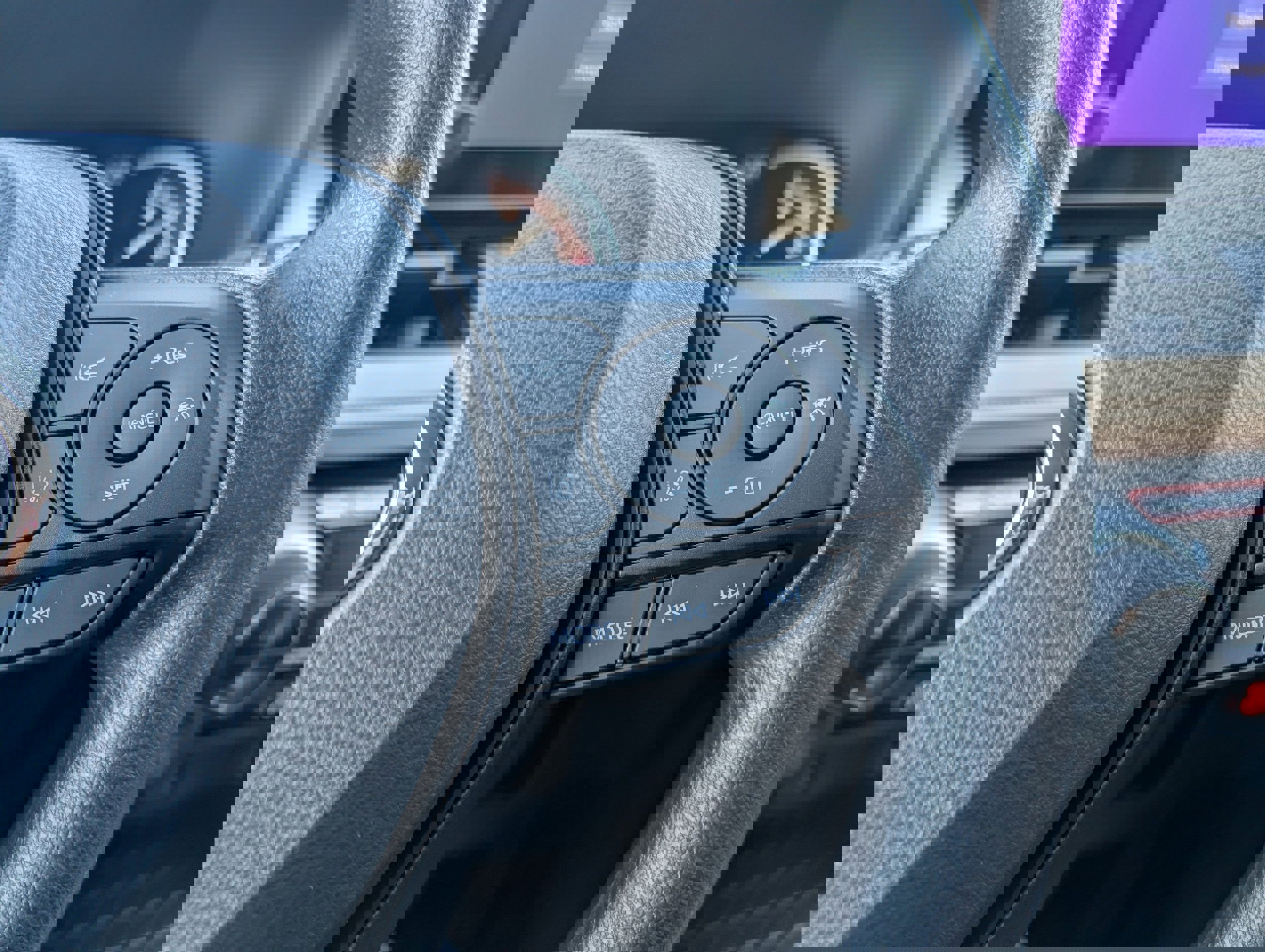 New 2025 Toyota RAV4 XLE image 19