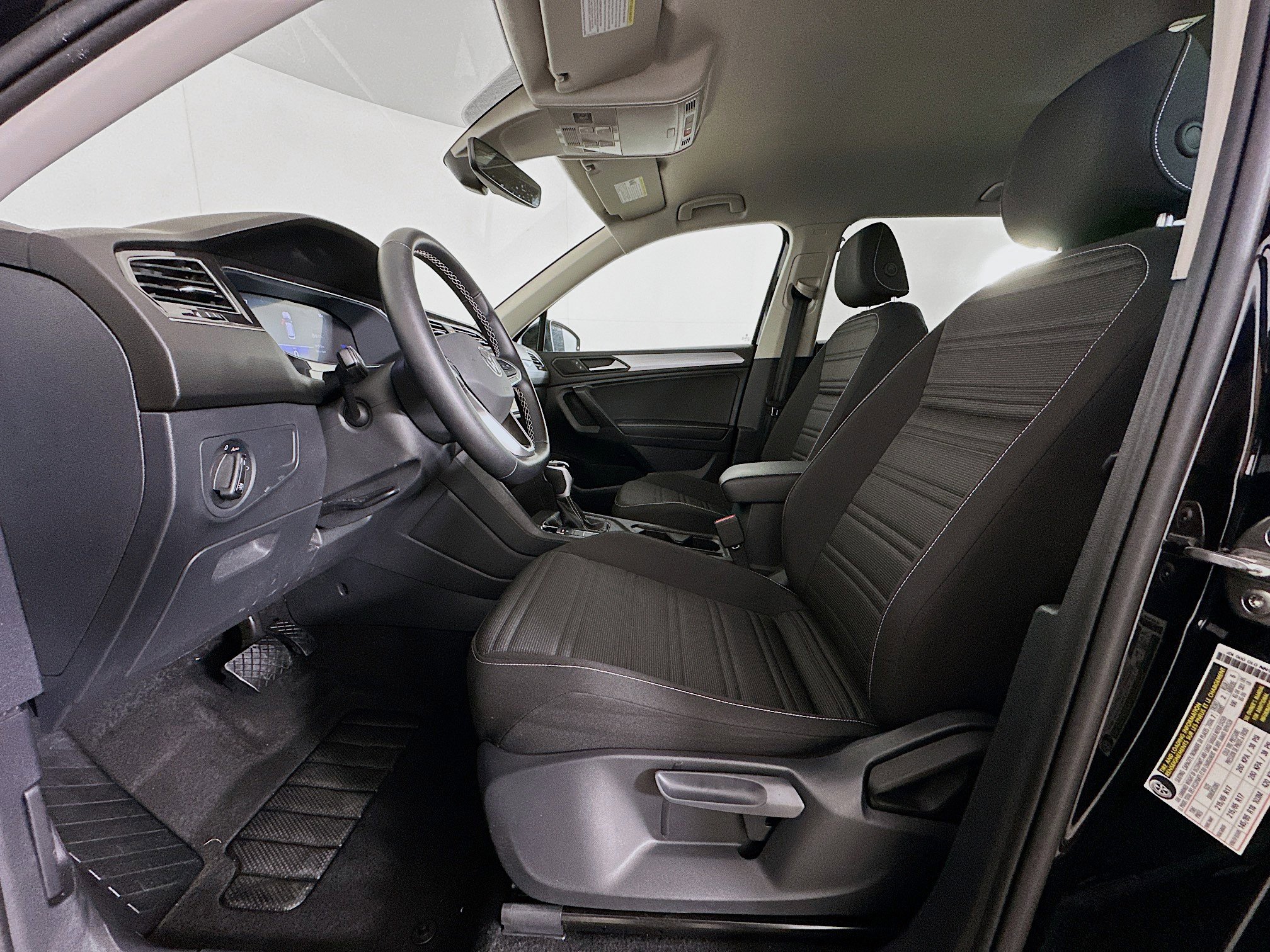 Used 2024 Volkswagen Tiguan S image 13