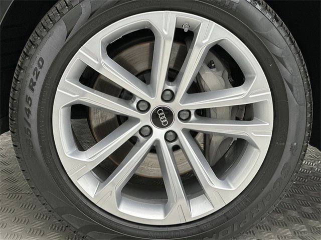 Certified 2025 Audi Q7 3.0T Premium w/ Convenience Package image 10