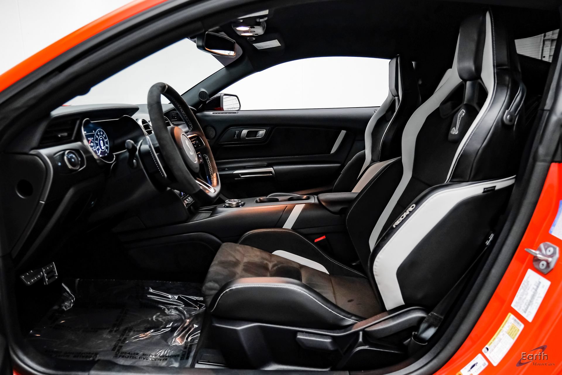 Used 2022 Ford Mustang Shelby GT500 w/ Technology Package RWD image 37