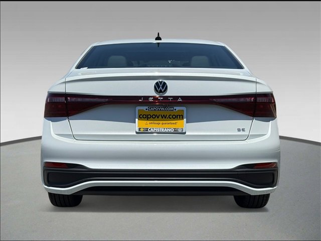 New 2025 Volkswagen Jetta SE image 5