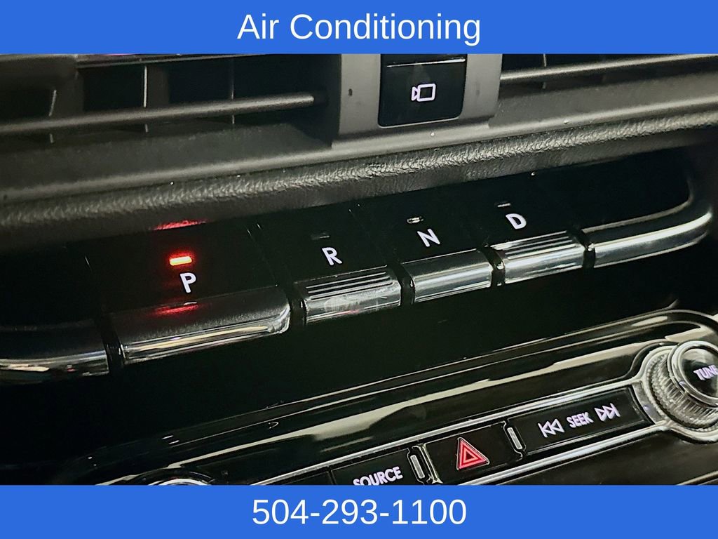 Used 2022 Lincoln Corsair Reserve image 17