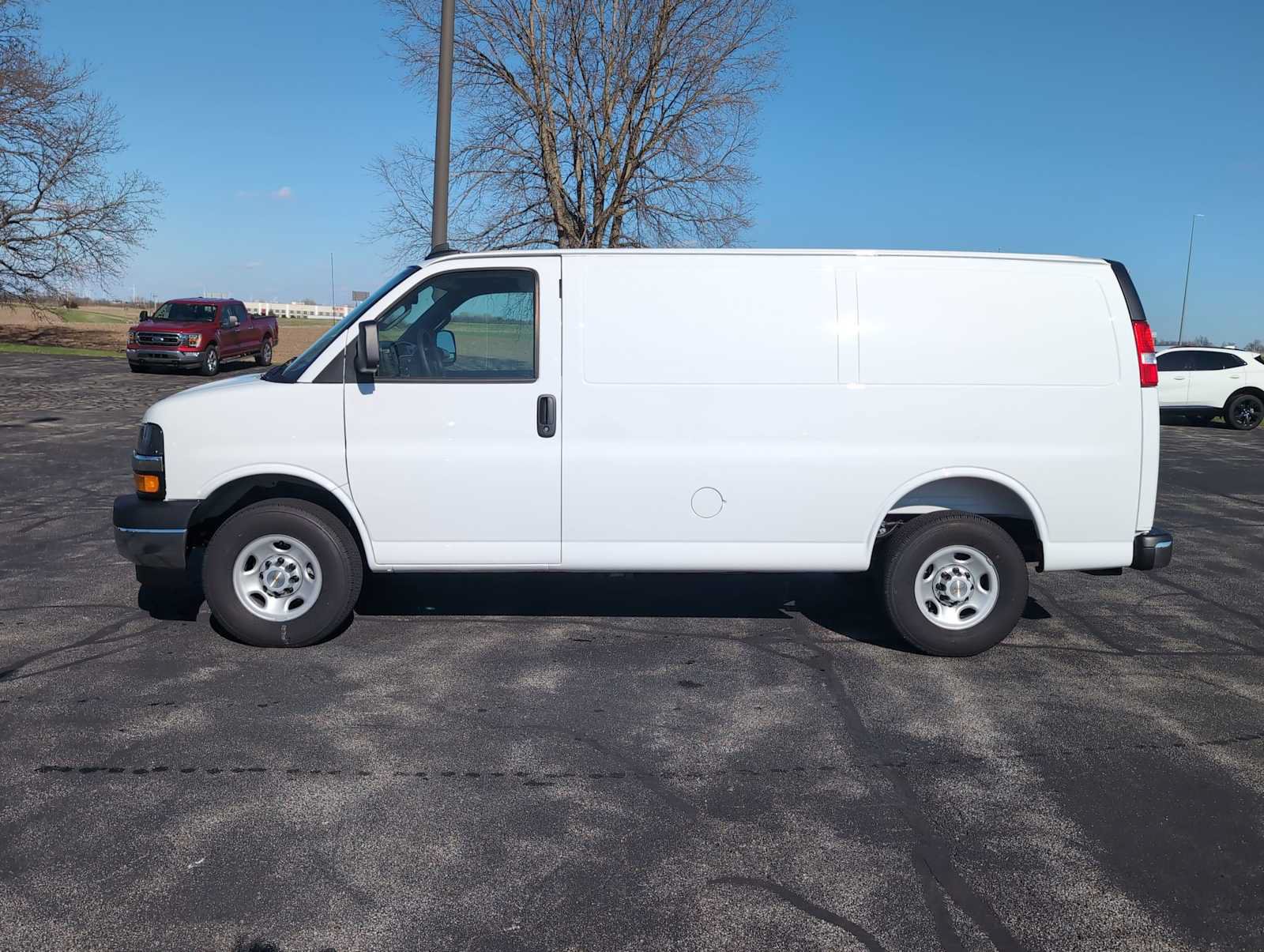 New 2026 Chevrolet Express 2500 w/ Driver Convenience Package RWD image 9