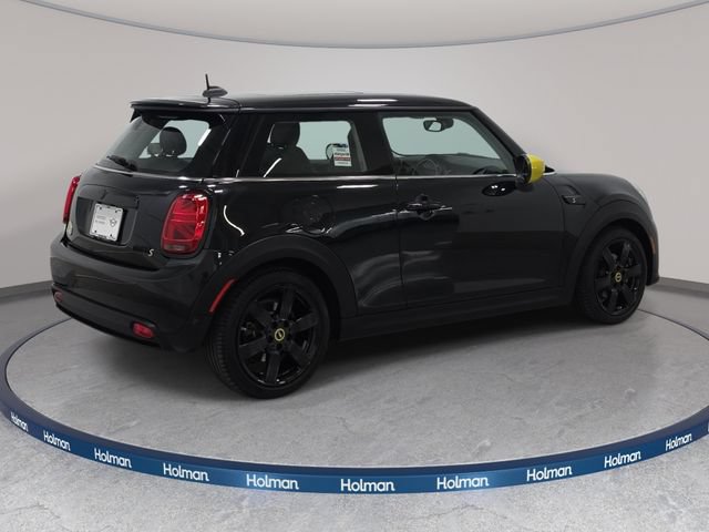 Used 2024 MINI Cooper SE FWD image 5