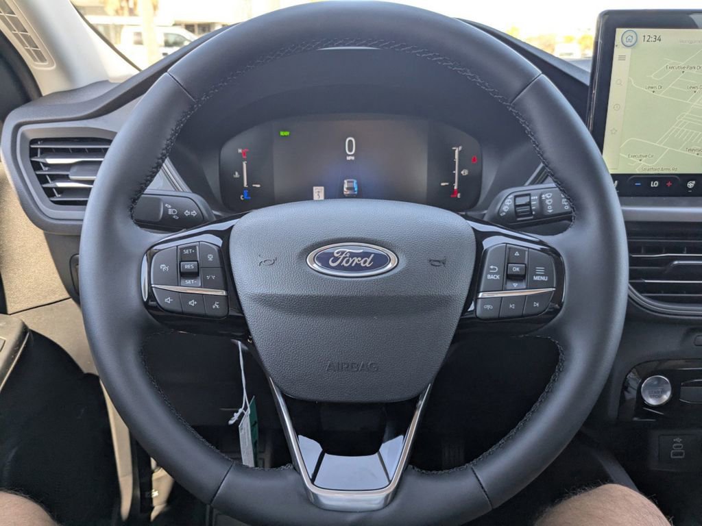 New 2026 Ford Escape SE image 29