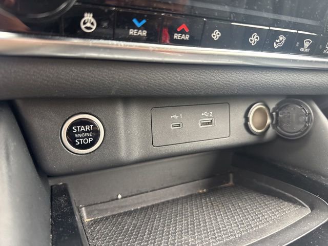 Used 2023 Nissan Rogue SL w/ SL Premium Package image 16