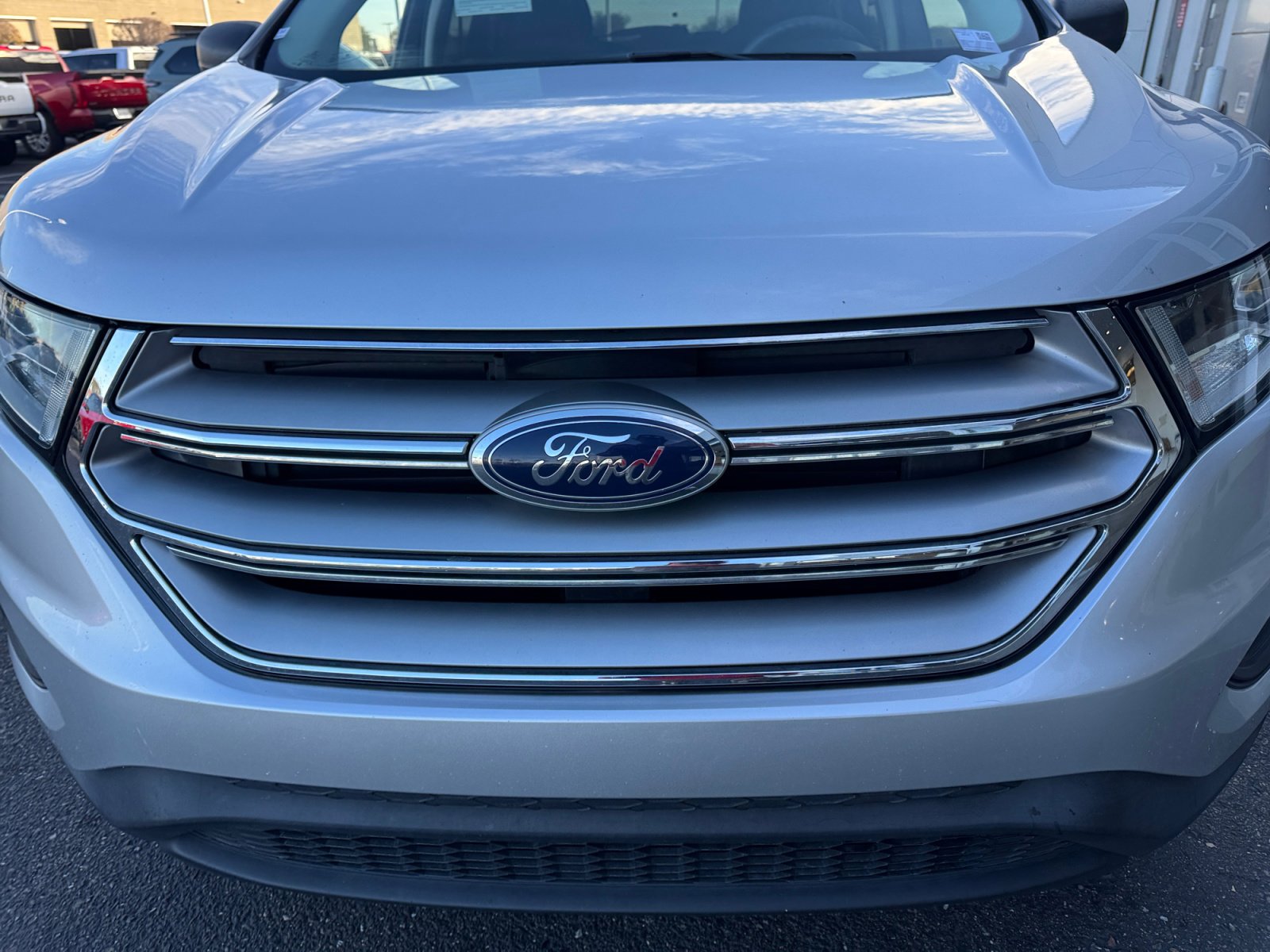 Used 2016 Ford Edge SE image 23
