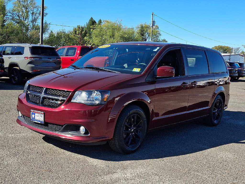 Used 2019 Dodge Grand Caravan SXT w/ Blacktop Package FWD image 6