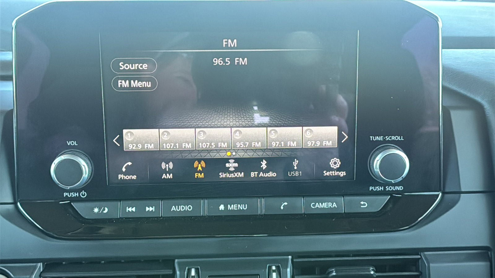 Used 2024 Nissan Pathfinder S FWD image 24