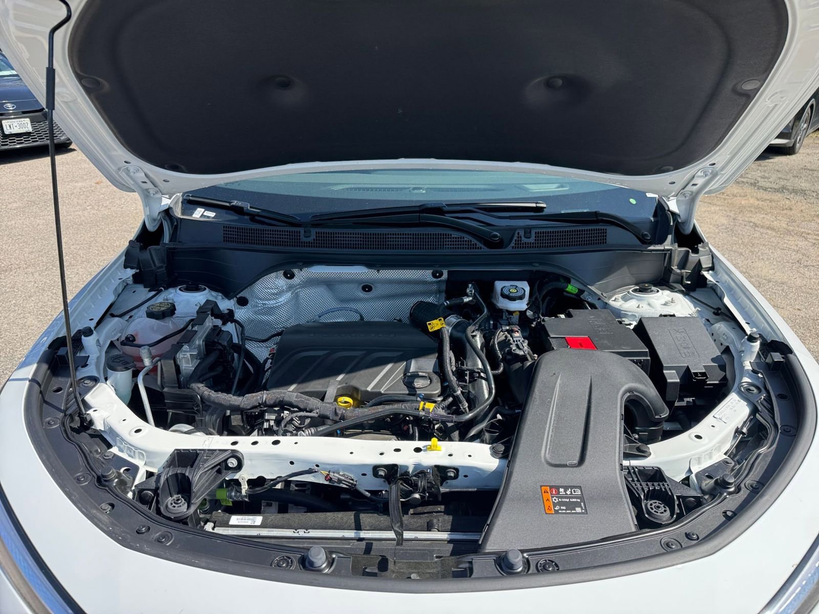 Used 2025 Buick Envista Sport Touring image 28