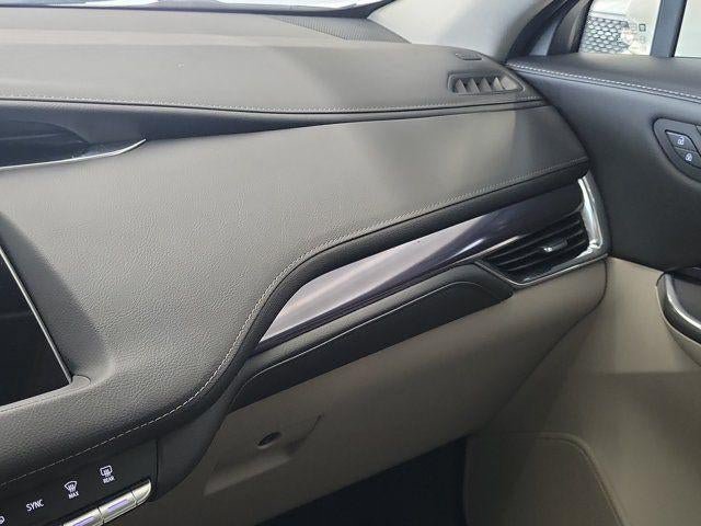 Certified 2022 Cadillac XT4 Luxury FWD image 30