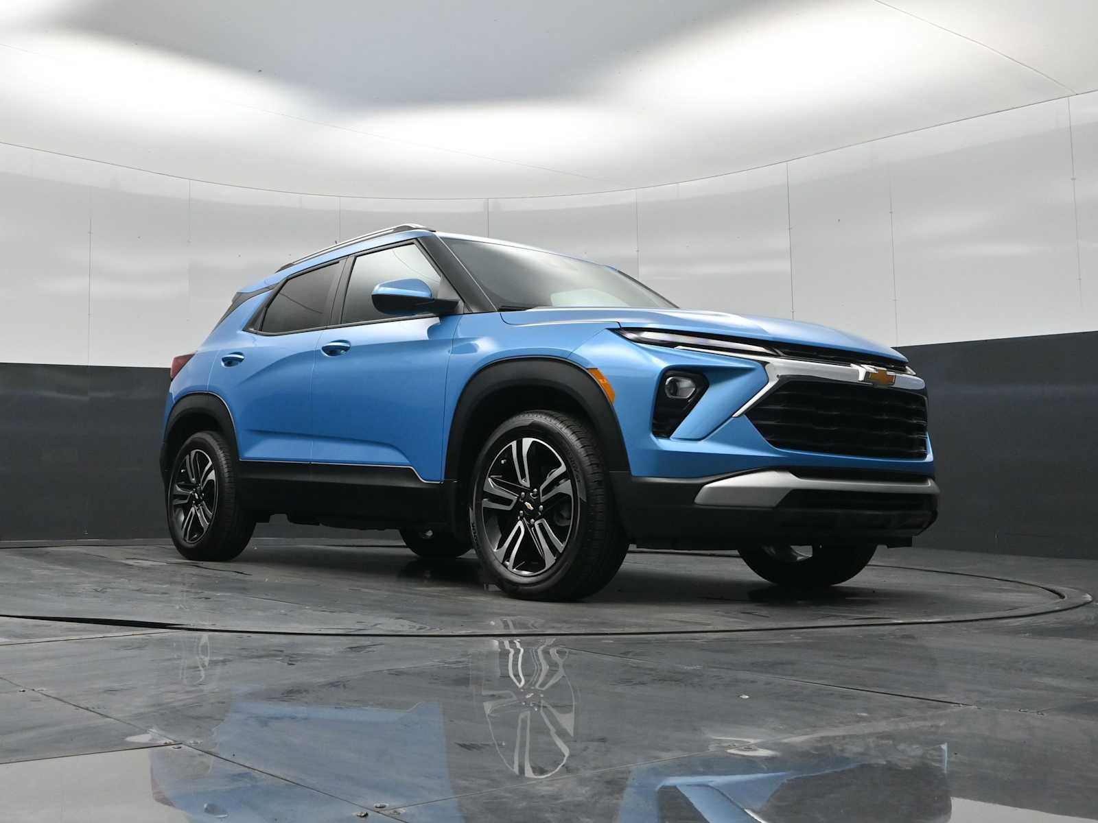 Used 2026 Chevrolet TrailBlazer LT w/ LT Cold Weather Package image 17