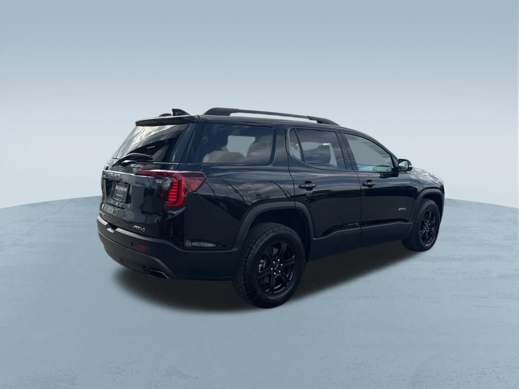 Used 2023 GMC Acadia AT4 w/ Technology Package image 8