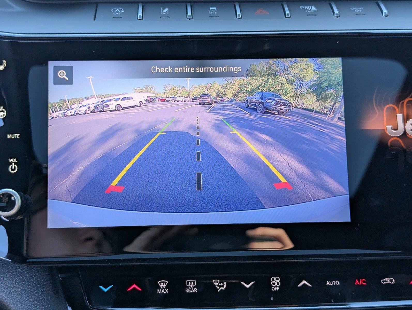 New 2027 Jeep Grand Cherokee L Limited RWD image 23