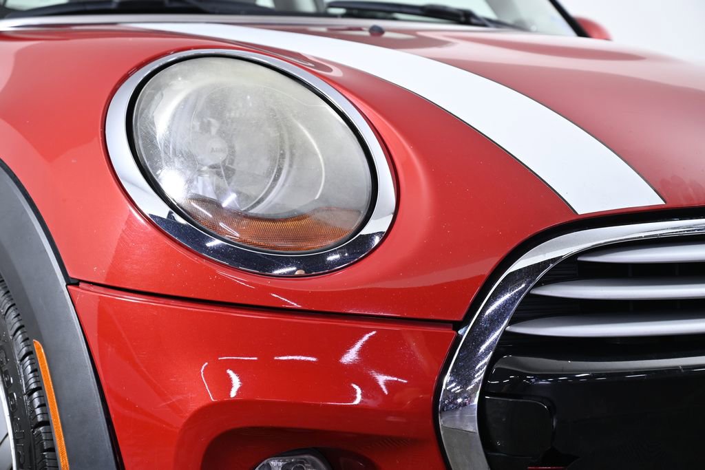Used 2015 MINI Cooper 2-Door Hardtop FWD image 8