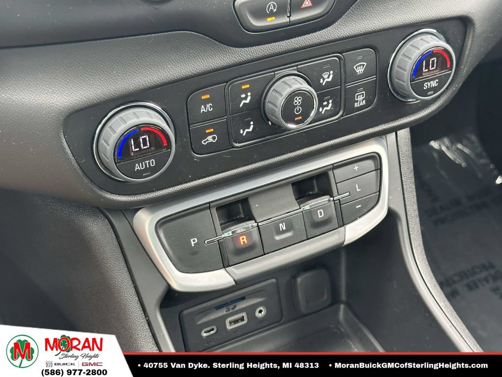 Certified 2024 GMC Terrain SLT FWD image 26