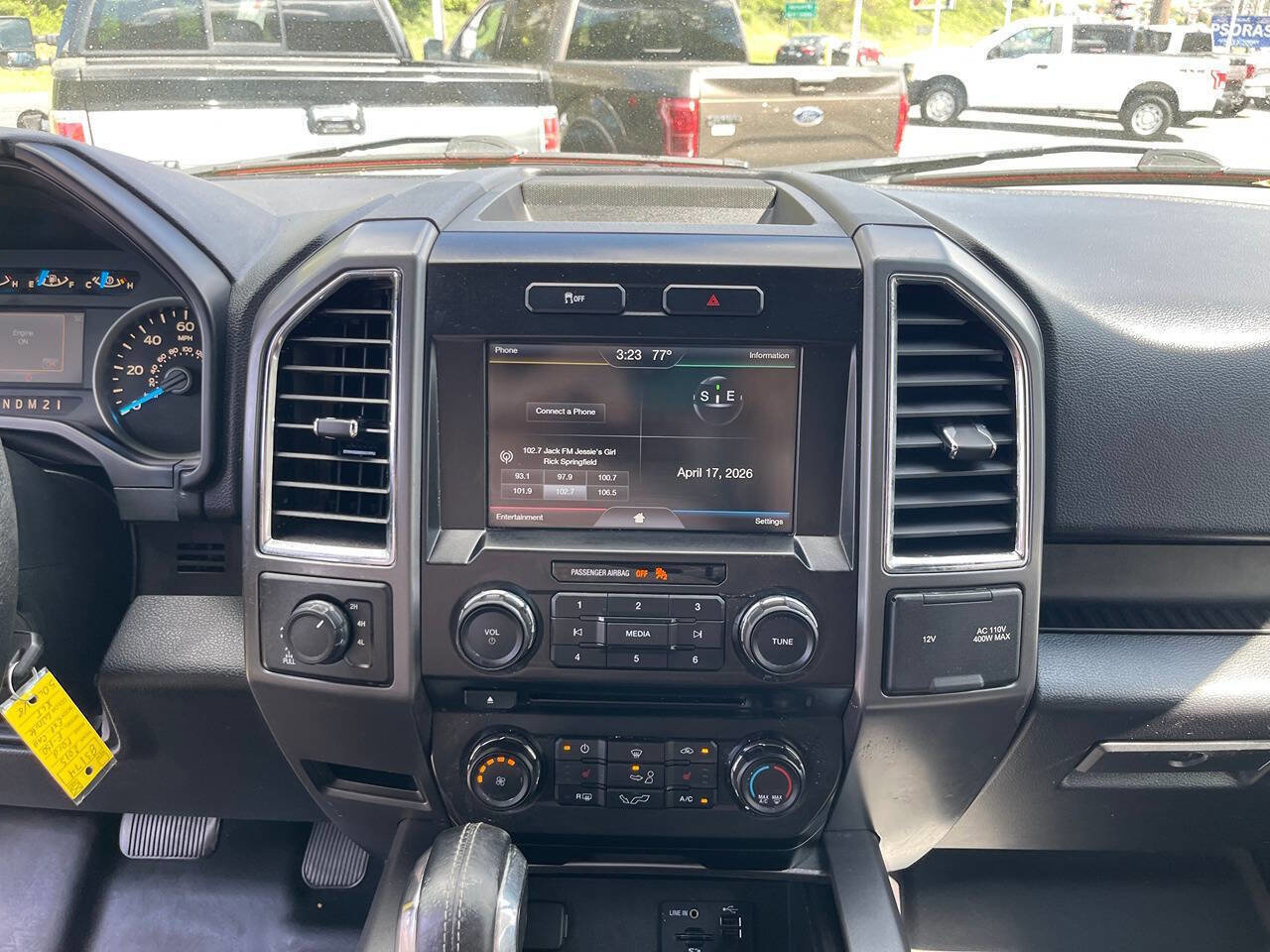 Used 2015 Ford F150 XLT w/ Equipment Group 302A Luxury AWD/4WD image 35