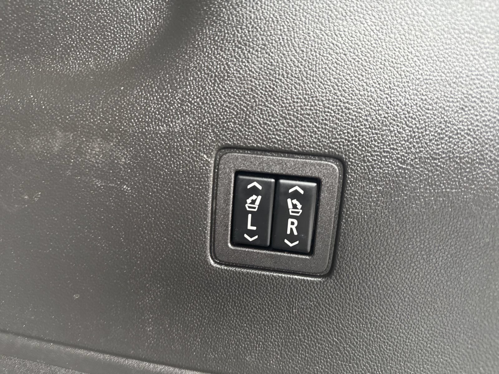 Used 2019 Chevrolet Traverse High Country AWD/4WD image 15