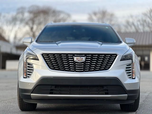 Used 2022 Cadillac XT4 Premium Luxury w/ Safety Alert Package image 2