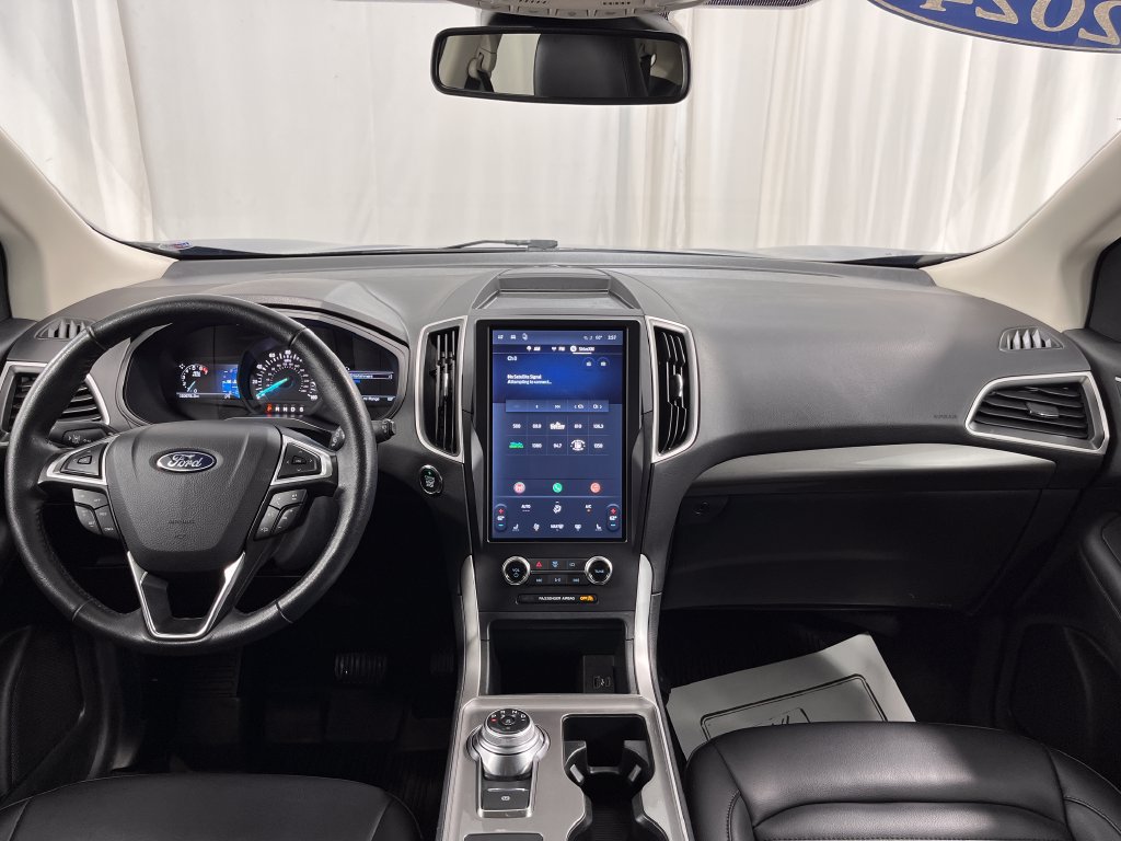 Used 2024 Ford Edge SEL AWD/4WD image 2
