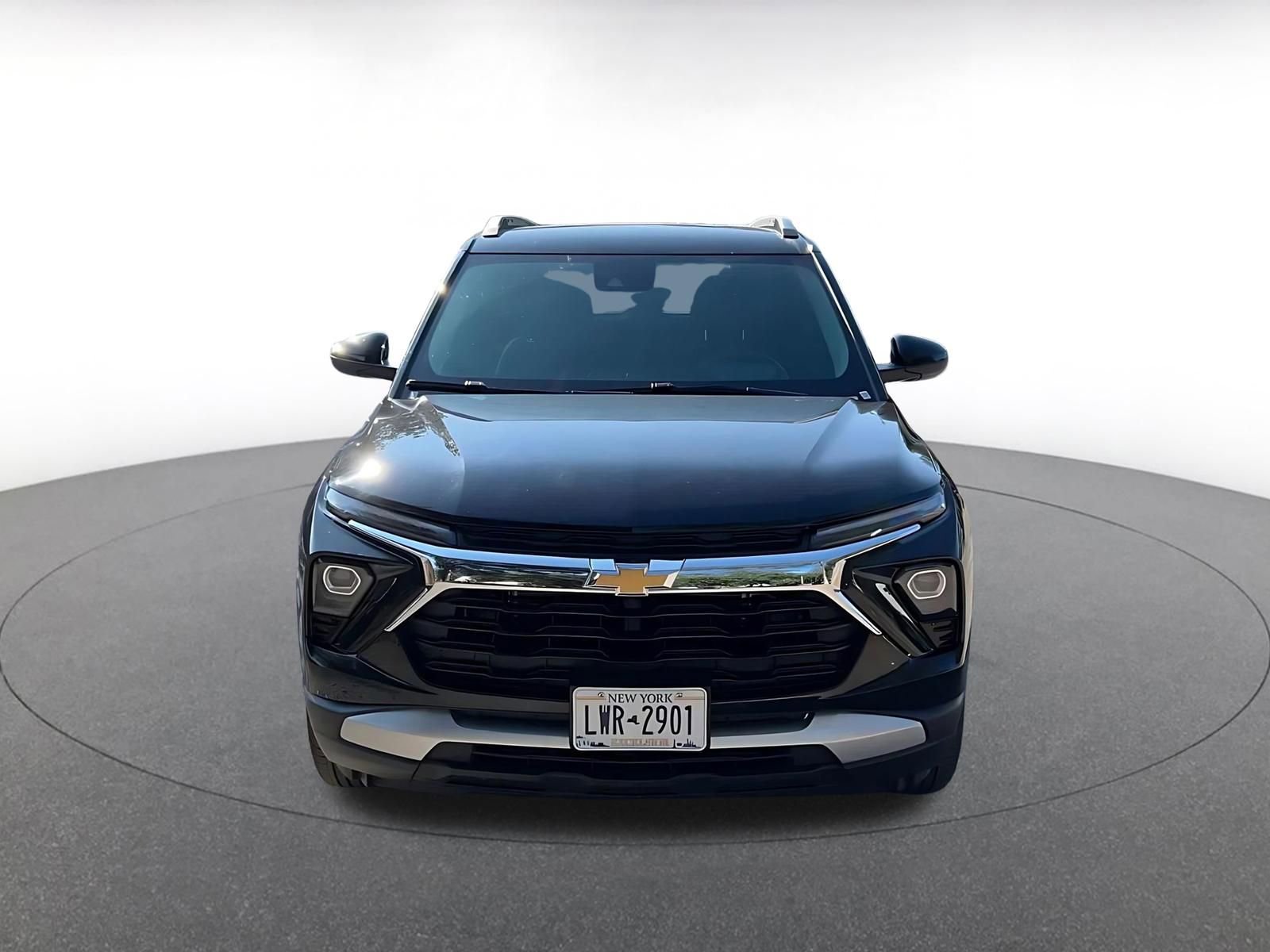 Used 2025 Chevrolet TrailBlazer LT image 4