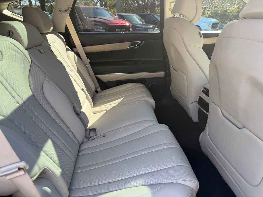 Used 2022 Genesis GV80 2.5T image 8