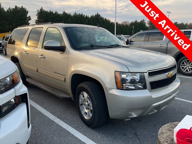 Used 2014 Chevrolet Suburban LT w/ Luxury Package