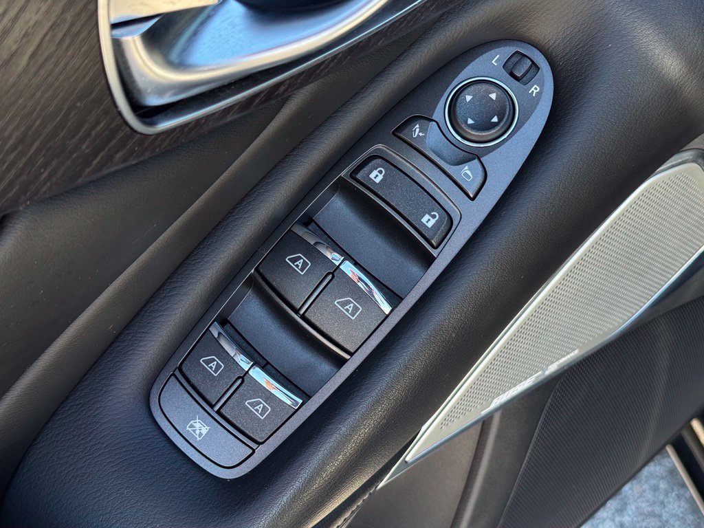 Used 2023 INFINITI Q50 Sensory AWD/4WD image 27