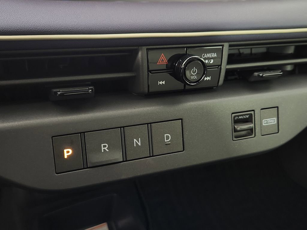 New 2026 Nissan Leaf SV+ w/ Floor Mat Package (SV+) image 21